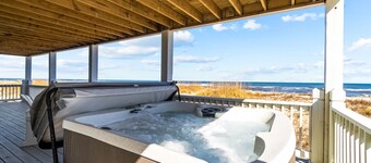 Beachfront Villa Royale OBX: Oceanfront | Dog Allowed | Private Pool | Hot Tub