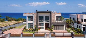 Luxury Oceanfront Villa Fully Staffed