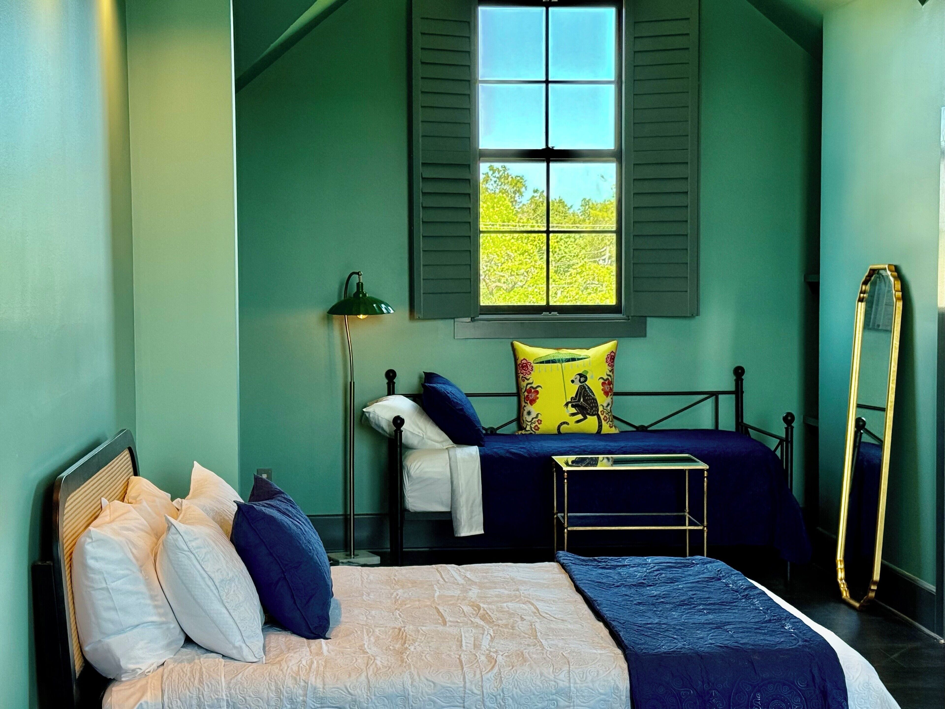 3 多间卧室、熨斗/熨衣板、WiFi、床单