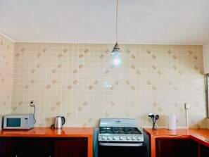 Microwave, stovetop - Tuxpan A/A 4BE-2.5BA-2 parking (Túxpam de Rodríguez Cano)