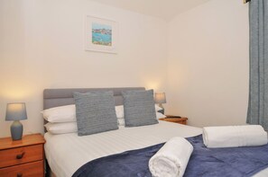 2 habitaciones, decoración personalizada y muebles diferentes 