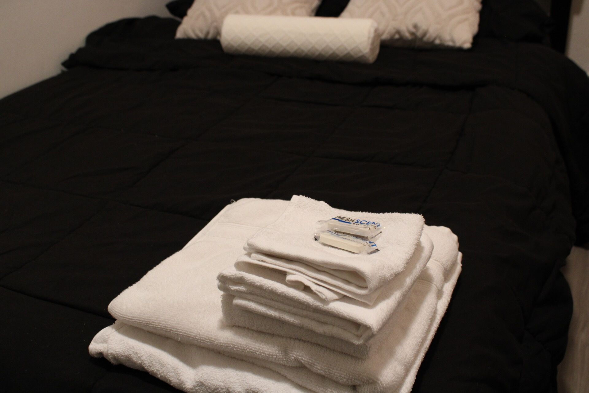 1 camera, ferro/asse da stiro, Wi-Fi, lenzuola