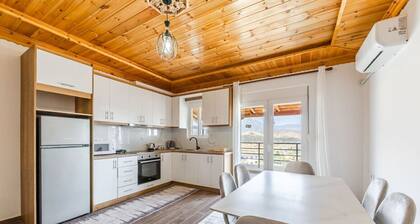 Hillside Apartment Gjirokastër | 2