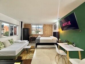 Family Apartment, City View | In-room safe, desk, laptop workspace, blackout drapes - Edificio RG33 (Medellín)