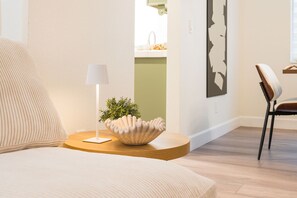 4 habitaciones, tabla de planchar con plancha y wifi gratis 