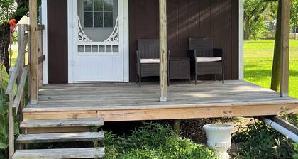 Cozy studio in perfect Crosby with AC