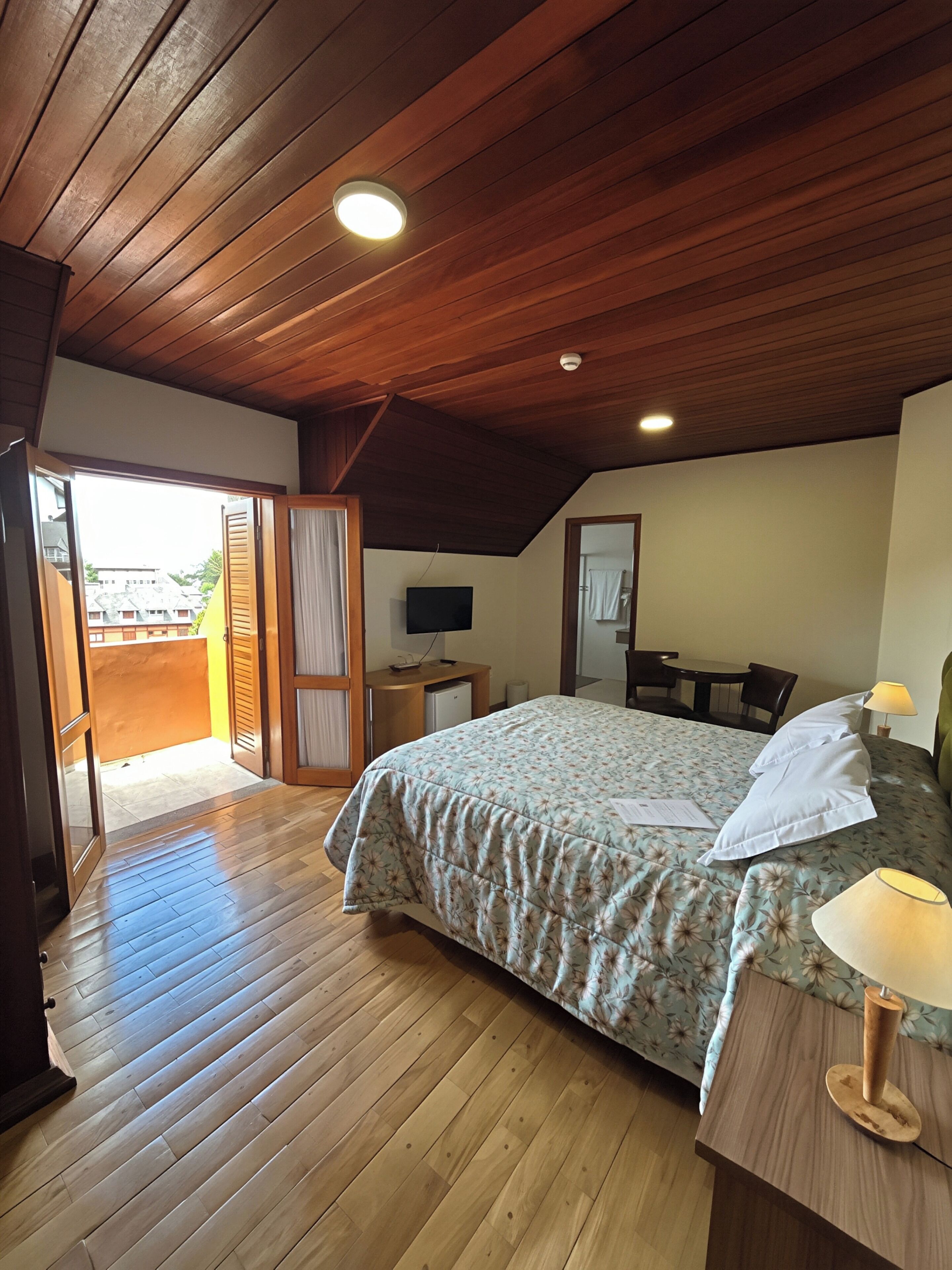 In-room safe, laptop workspace, free WiFi, bed sheets