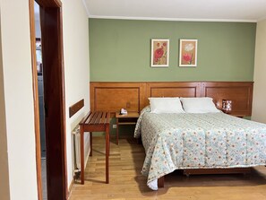 Standard Twin Room | In-room safe, laptop workspace, free WiFi, bed sheets - Pousada Vilage Inn Capivari (Campos do Jordão)