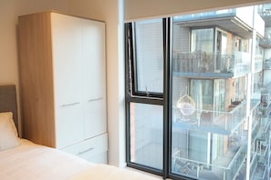 2 bedrooms, iron/ironing board, WiFi, wheelchair access
