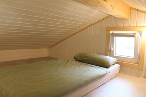 3 habitaciones y ropa de cama