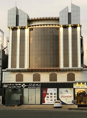 Front of property - Kayan Serviced Apartments (Jeddah)