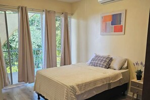 2 bedrooms, desk, free WiFi, bed sheets