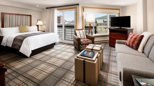 Alpine Getaway in the Heart of Breckenridge- Marriott's Mt. Valley Lodge- Studio