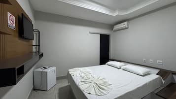Traditionele kamer, 1 queensize bed | Gratis wifi, beddengoed