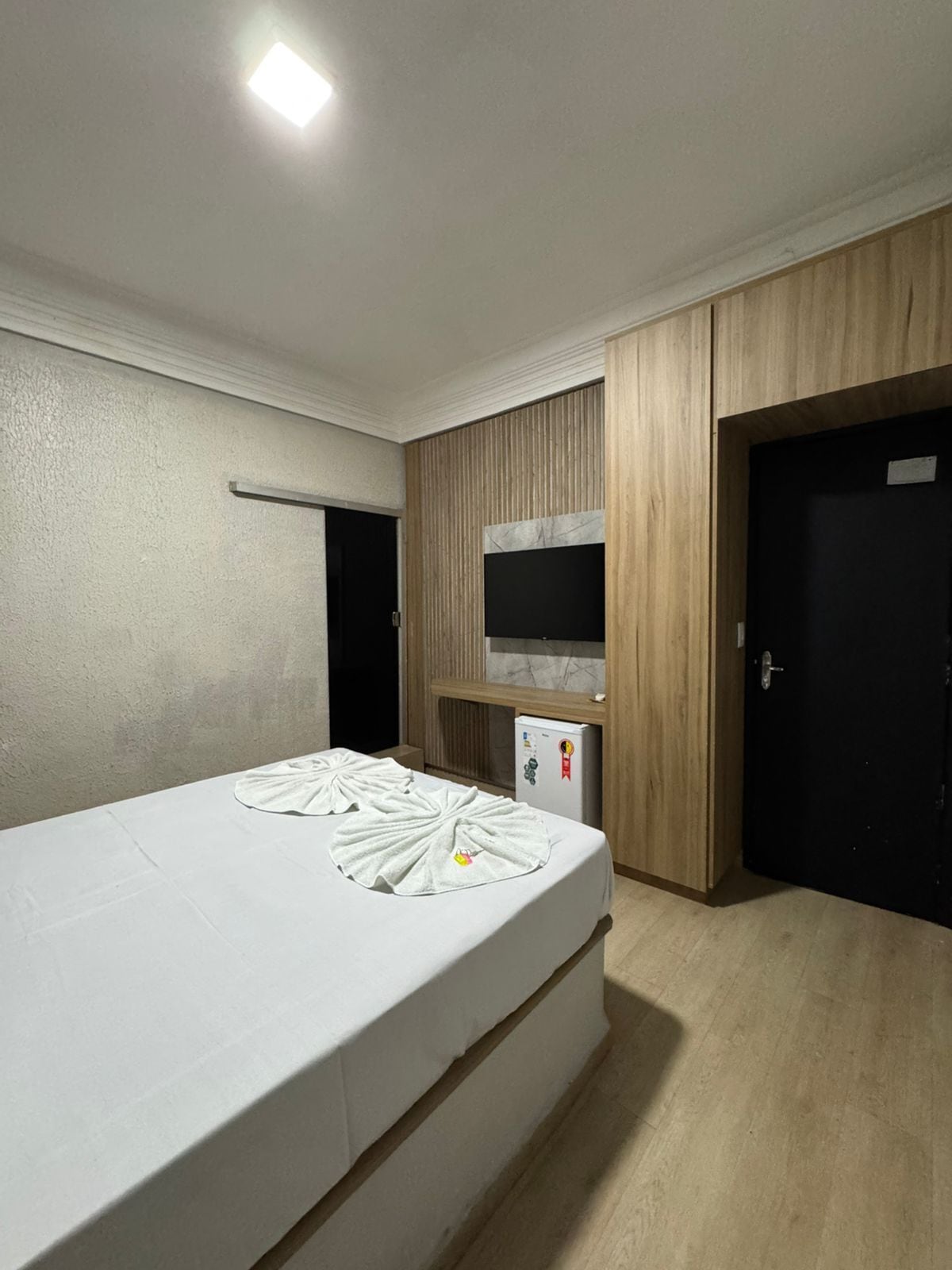 Traditional Room, 1 Queen Bed | Free WiFi, bed sheets