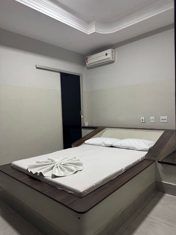 Traditional-Doppelzimmer, Zimmerreinigung | Kostenloses WLAN, Bettwäsche