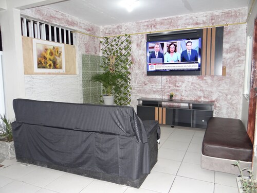 Aspino Poliqueze Lodging, accessible for groups and well located.