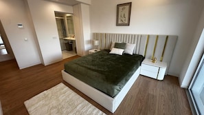 3 Schlafzimmer, Bügeleisen/Bügelbrett, Internetzugang, Bettwäsche