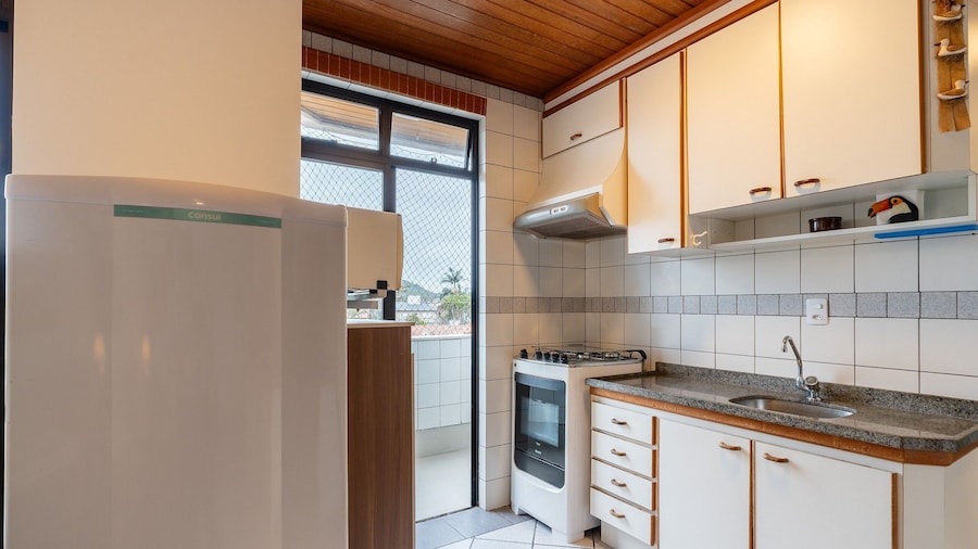 Apt w/ Pool & BBQ 150m from the sea - CND0204