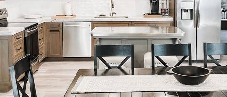 Microwave, oven, stovetop, dishwasher