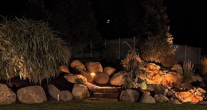 Cottonwood Retreat with Hot Tub & Sauna
