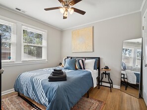 3 bedrooms, WiFi, bed sheets