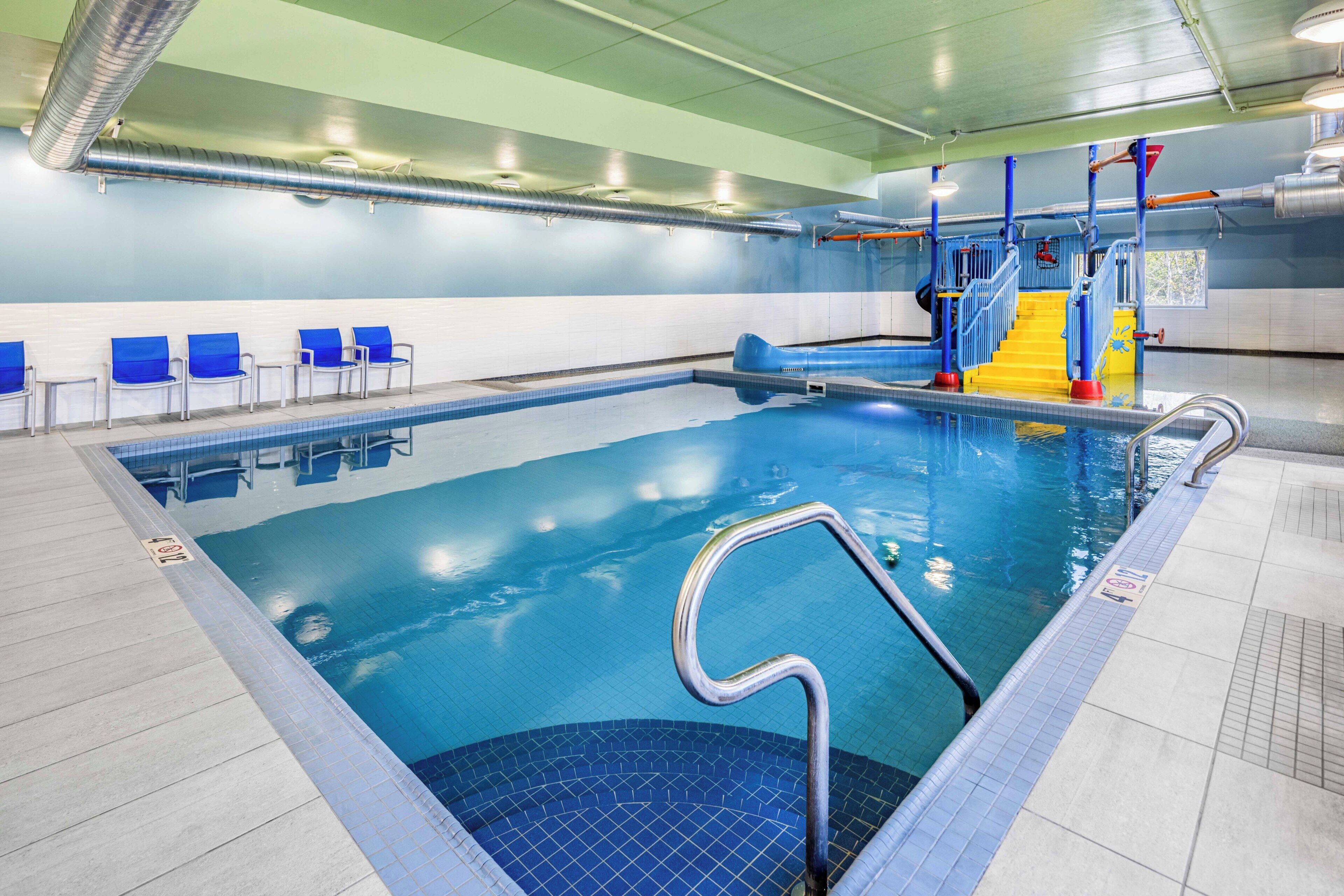 Una piscina techada