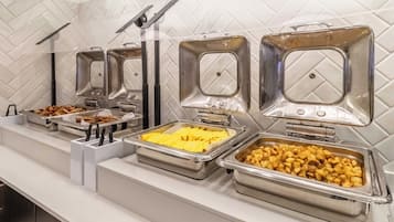 Desayuno buffet incluido todos los días