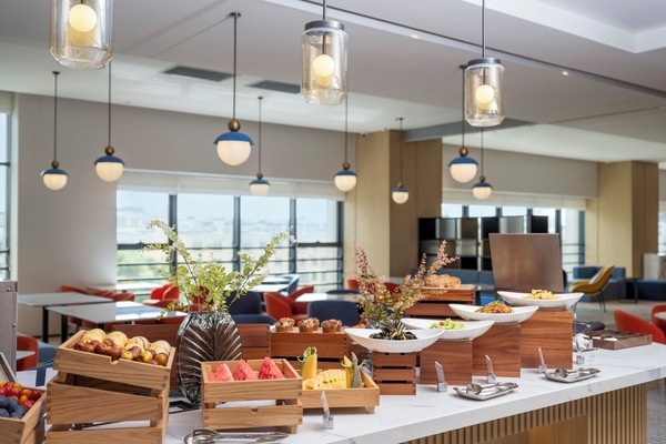 Free daily buffet breakfast