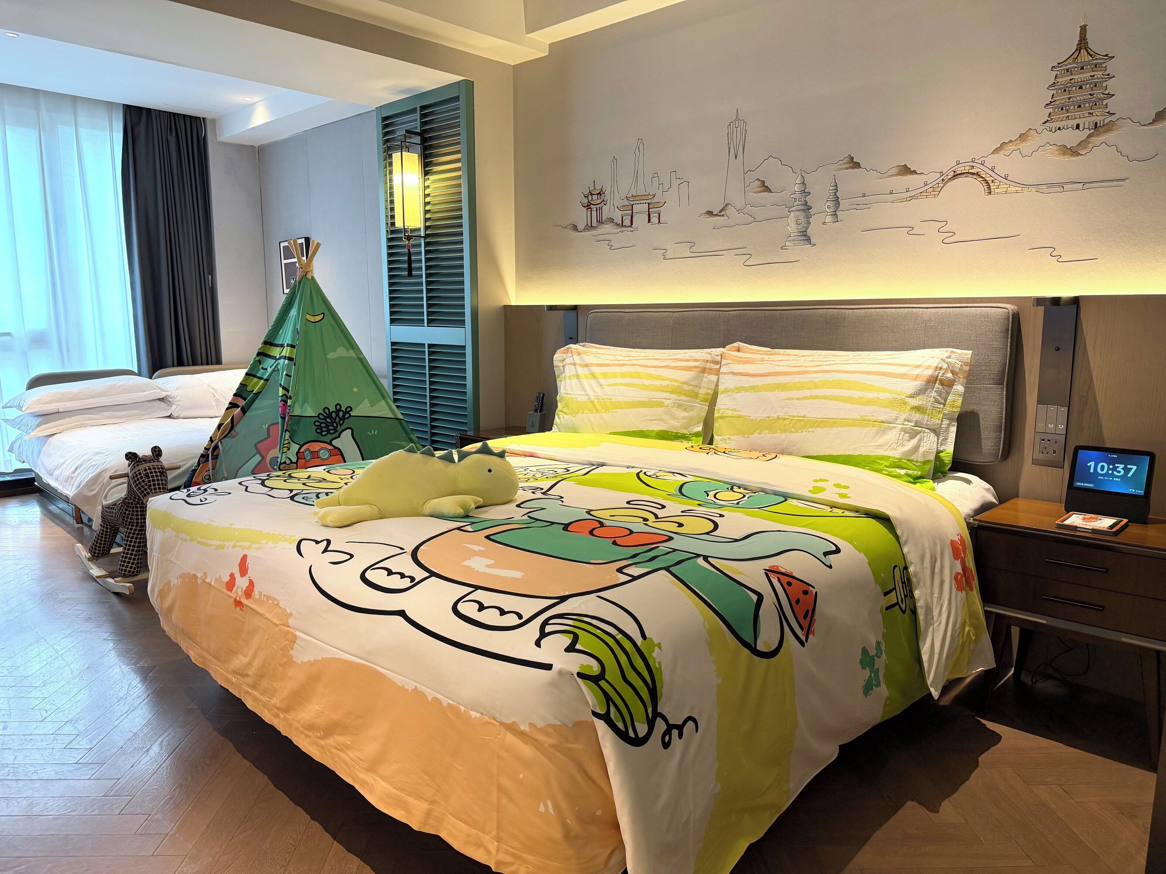 Family Room, 1 King Bed with Sofa bed (Kids Theme)