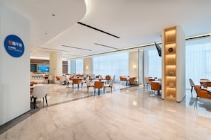 Déjeuner servi sur place