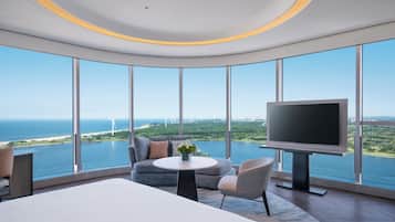 Premium Room, 1 King Bed, Sea View