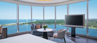 Crowne Plaza Weihai Binhai by IHG