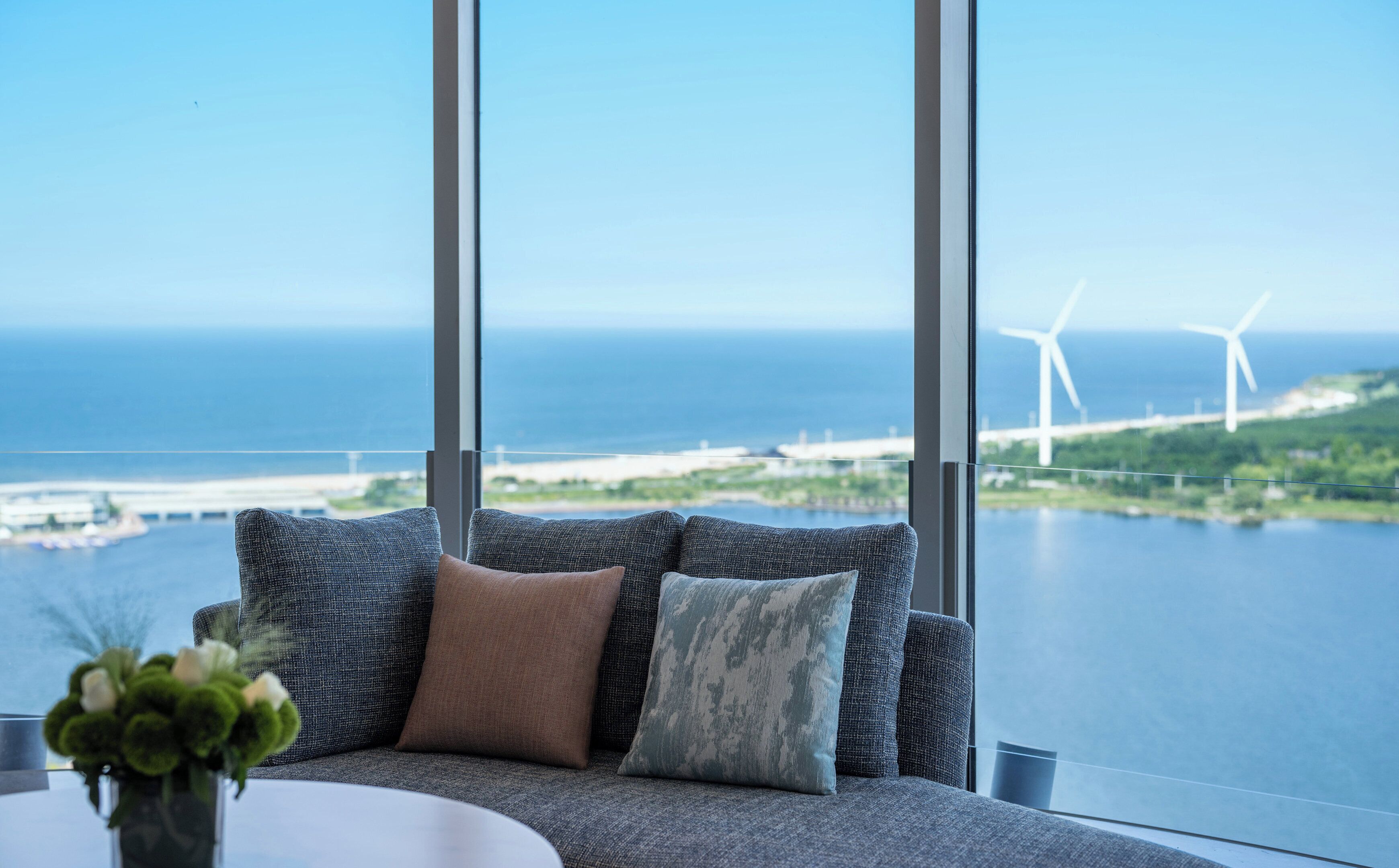 Room, 1 King Bed, Club Lounge Access, Sea View