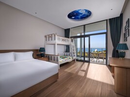 免费婴儿床、免费 WiFi、床单