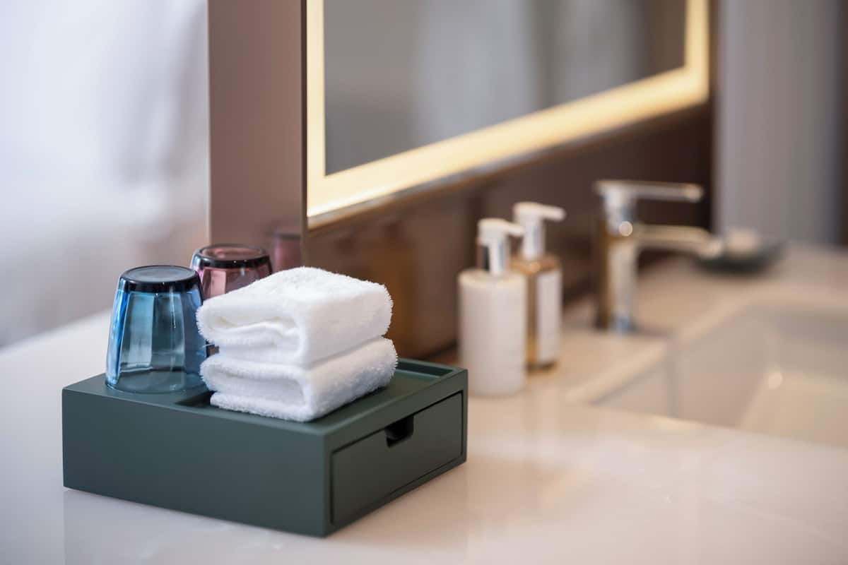 Lits bébé (gratuits), Wi-Fi gratuit, draps fournis