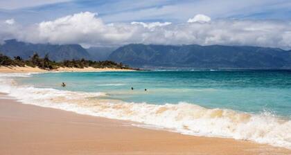 Spacious Historic Inn. Serene base to explore Maui