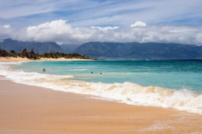 Spacious Historic Inn. Serene base to explore Maui