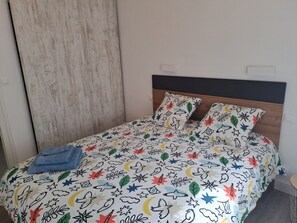 2 habitaciones, tabla de planchar con plancha y wifi 