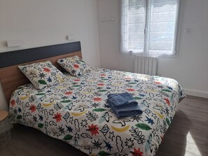 Room - 1 minute from the beach! Apartment with terrace, ideal for families (La Tremblade)