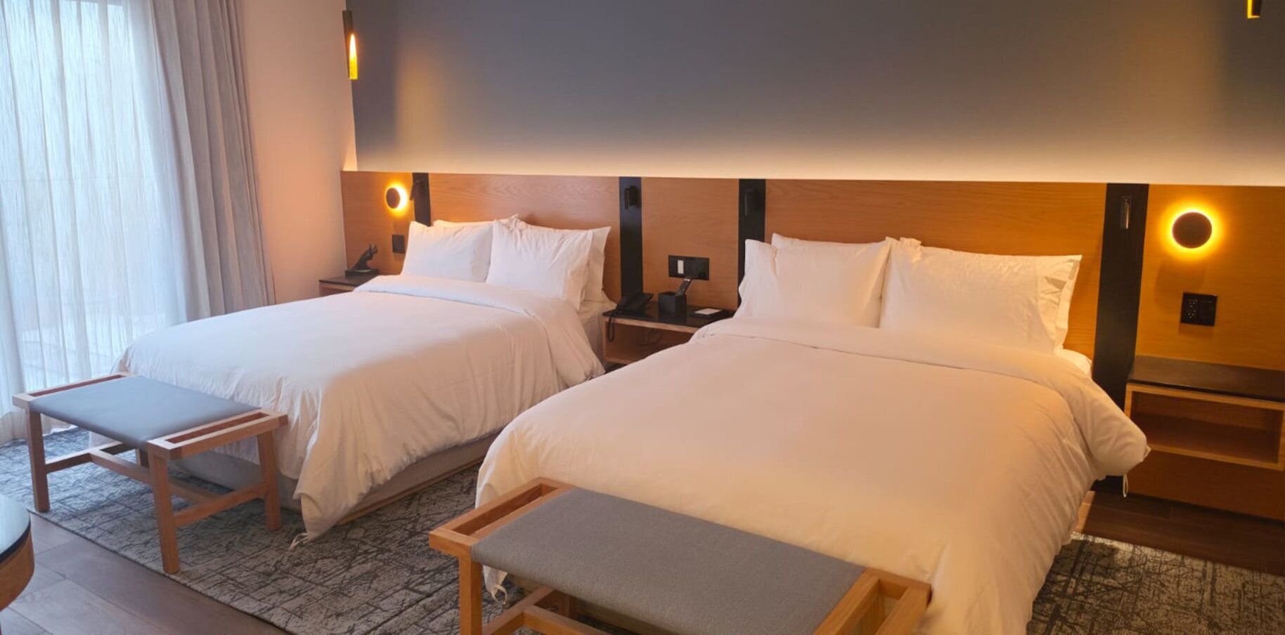 Chambre Standard, 2 grands lits, vue ville