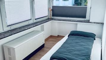 1 bedroom, WiFi, bed sheets