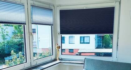 Dachgeschosswohnung mit Wintergarten perfekt für Pärchen oder eine Person
