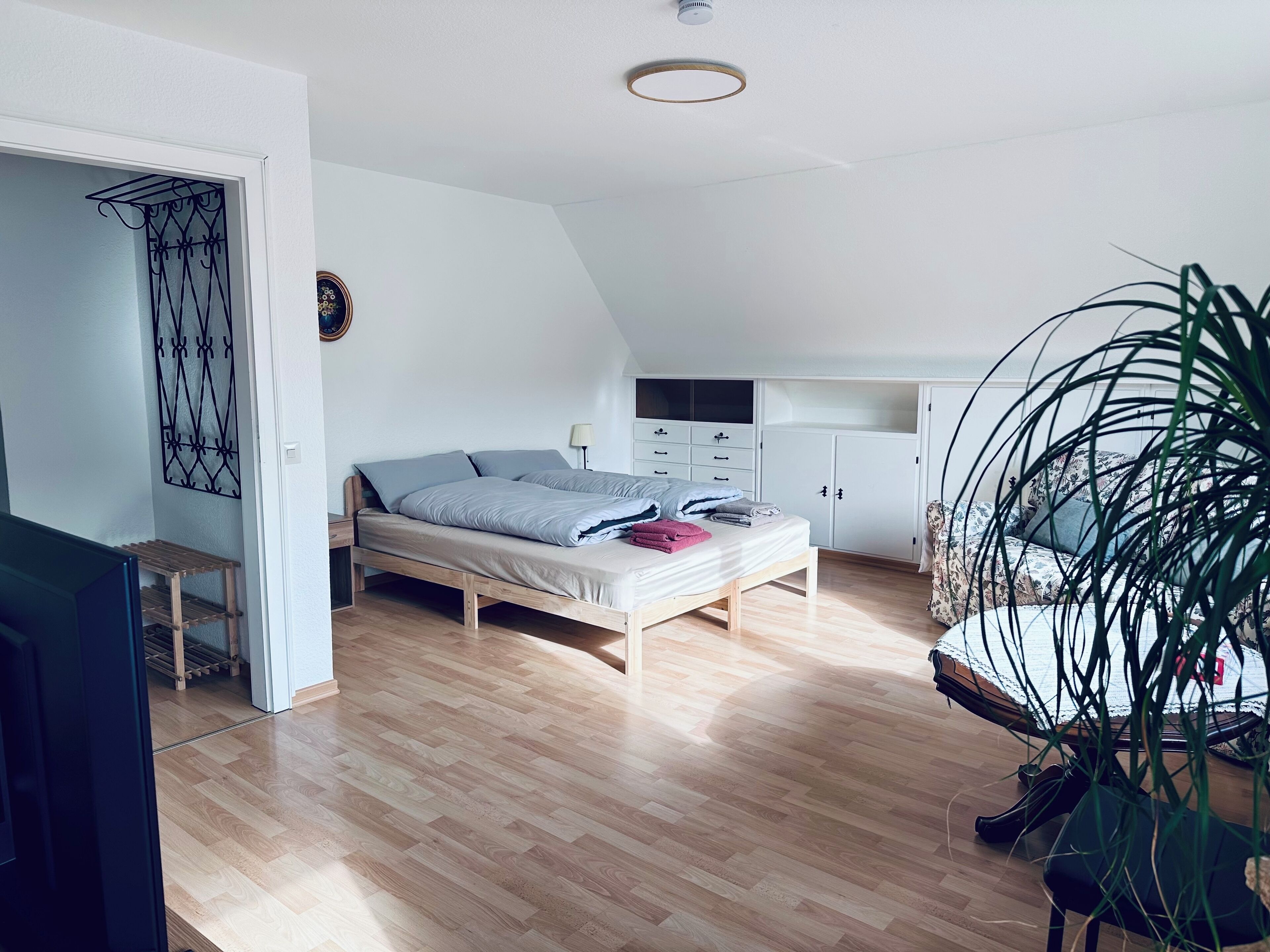 1 bedroom, WiFi, bed sheets