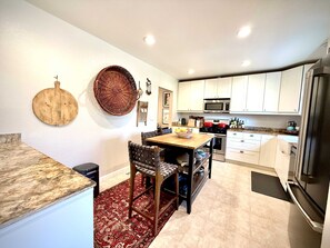 House | 4 bedrooms, Internet