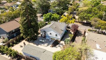 House | 4 bedrooms, Internet