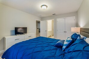 6 bedrooms, WiFi, bed sheets