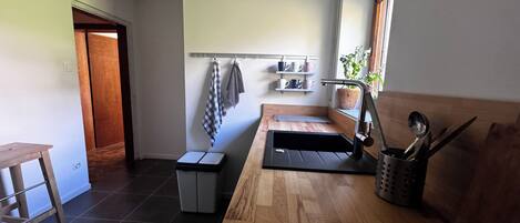 Microwave, stovetop, dishwasher