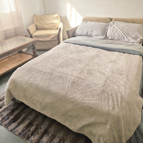 1 habitación, wifi y ropa de cama 