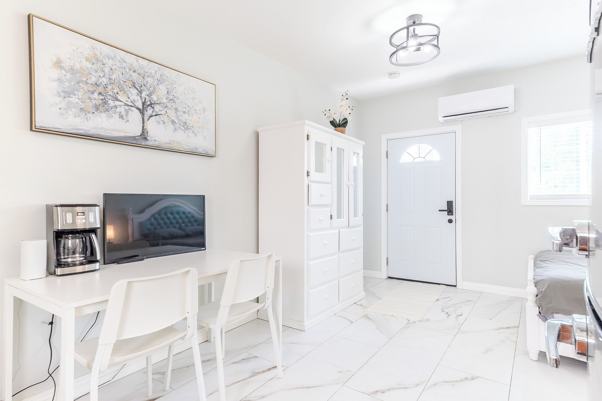 1 bedroom, iron/ironing board, WiFi